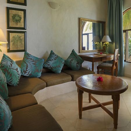 Sunset Beach Hotel Glacis  Bagian luar foto