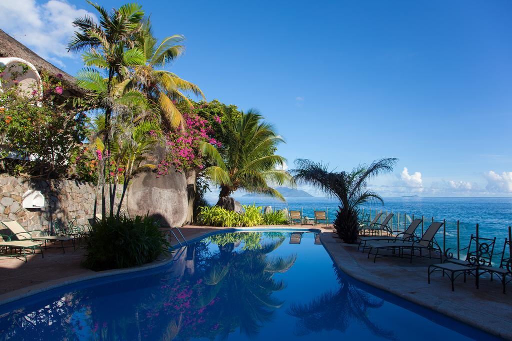 Sunset Beach Hotel Glacis  Bagian luar foto