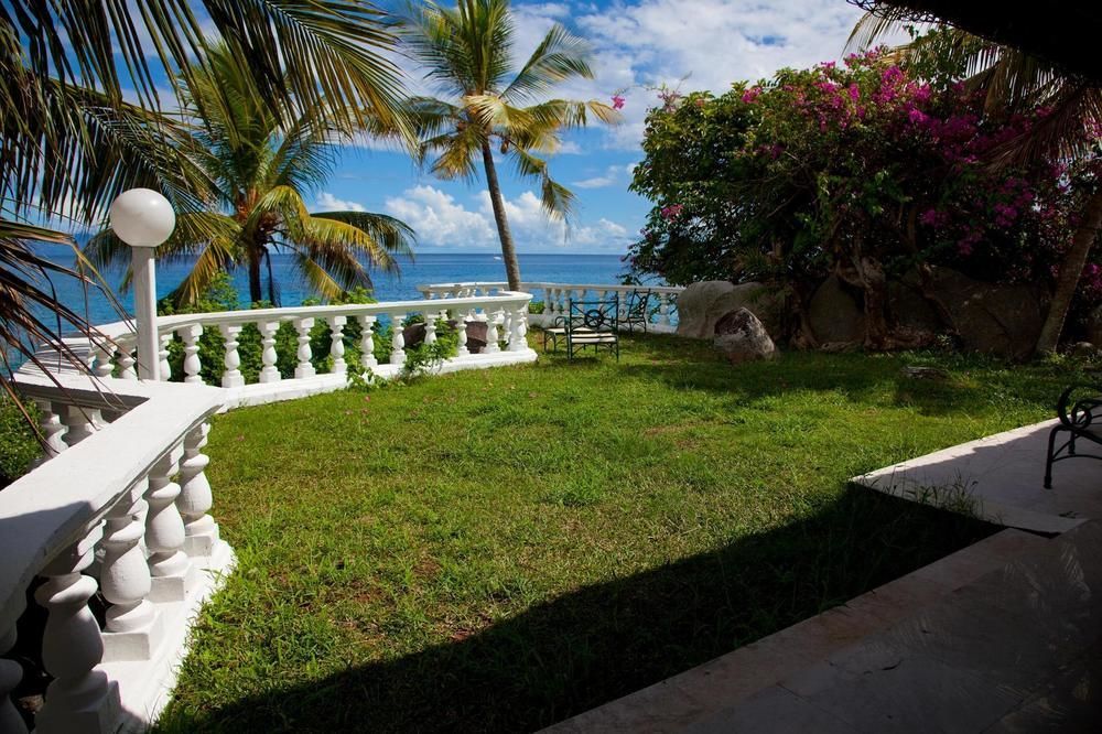 Sunset Beach Hotel Glacis  Bagian luar foto
