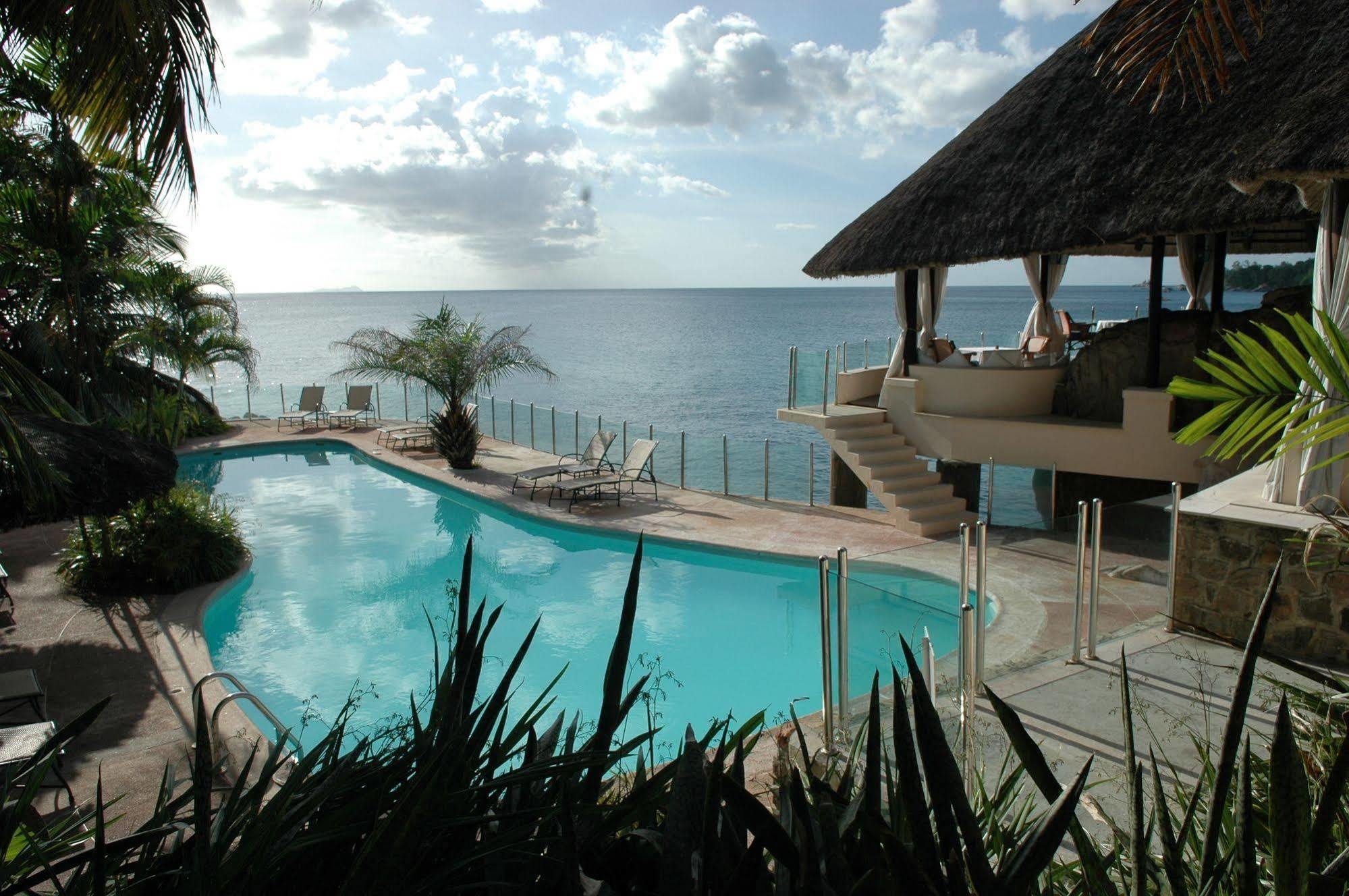Sunset Beach Hotel Glacis  Bagian luar foto