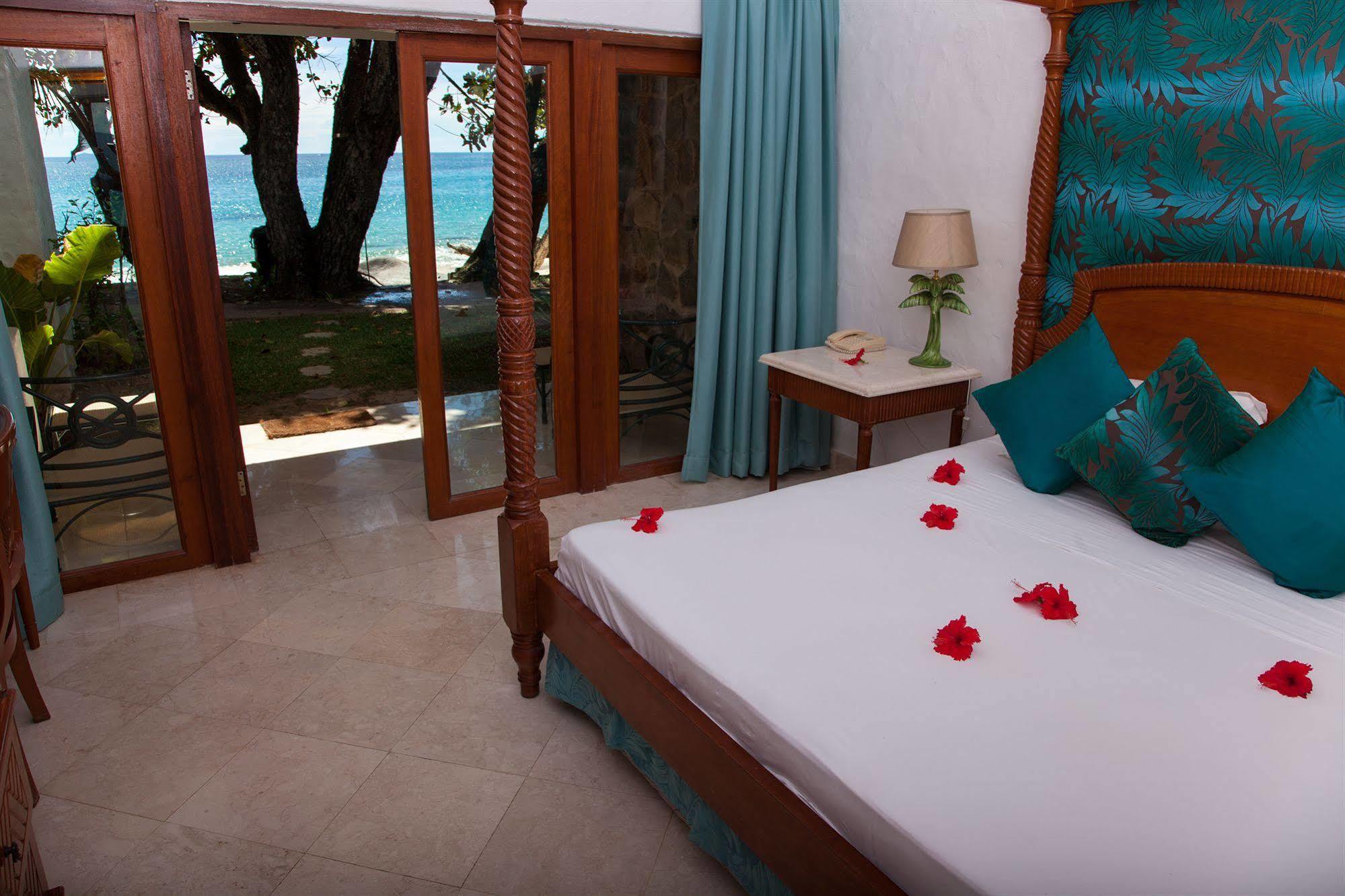 Sunset Beach Hotel Glacis  Bagian luar foto