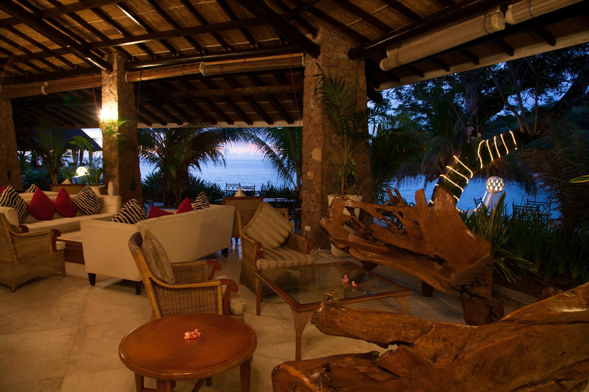 Sunset Beach Hotel Glacis  Bagian luar foto